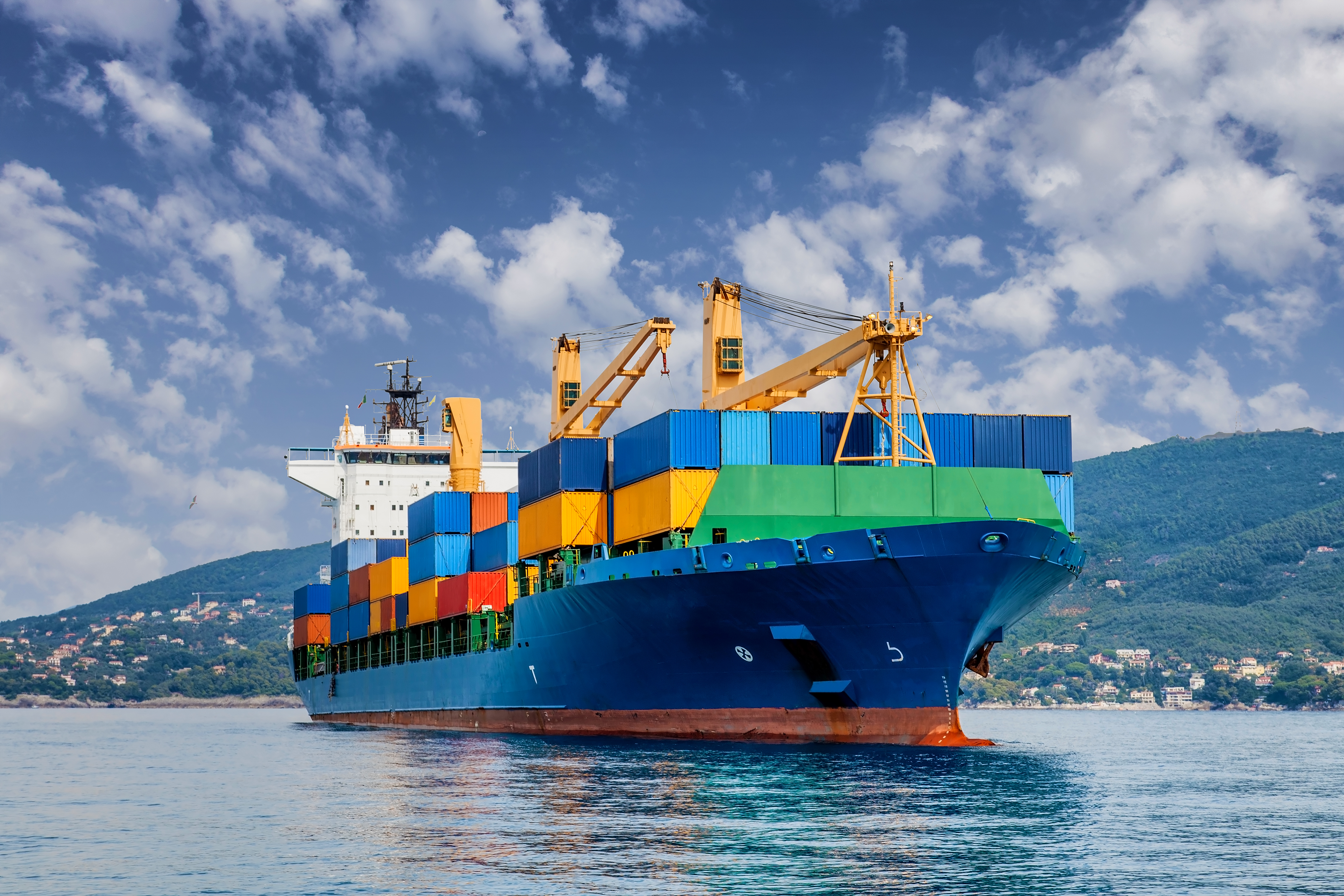 prevoz kontejnerskih ladij iz Kitajske